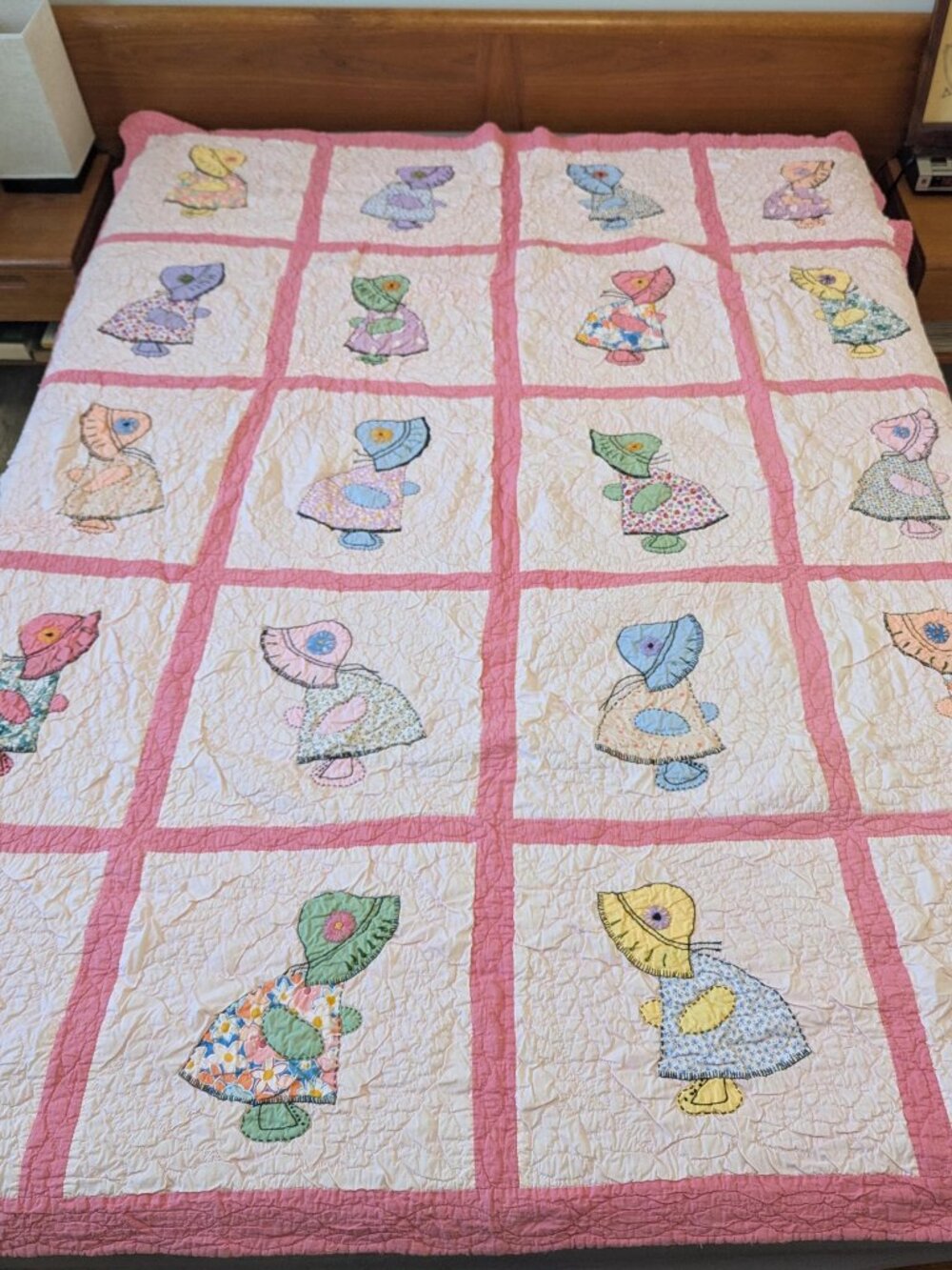 Vintage 70 x 80" Handmade Feed Sack Sunbonnet Sue Quilt, Twin nursery blanket